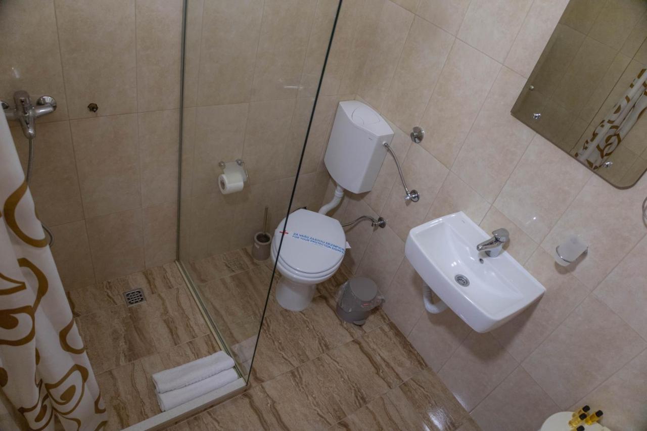 Apartmani I Sobe Centar Бугойно Екстериор снимка
